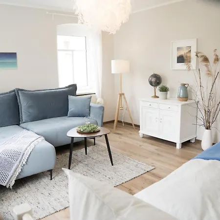 Urlaubsfreude Biedermann Haus Gluecksstein Aquamarin