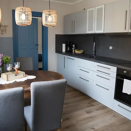 Urlaubsfreude Biedermann Haus Gluecksstein Aquamarin *