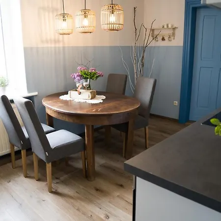 Urlaubsfreude Biedermann Haus Gluecksstein Aquamarin *