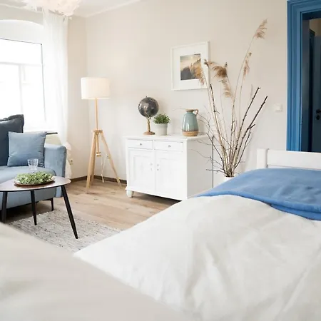 Urlaubsfreude Biedermann Haus Gluecksstein Aquamarin *