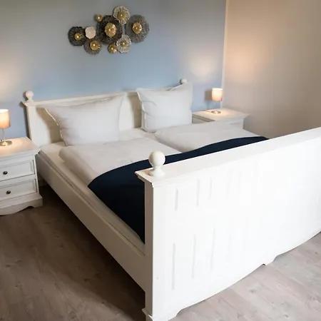 Urlaubsfreude Biedermann Haus Gluecksstein Aquamarin Appartement *